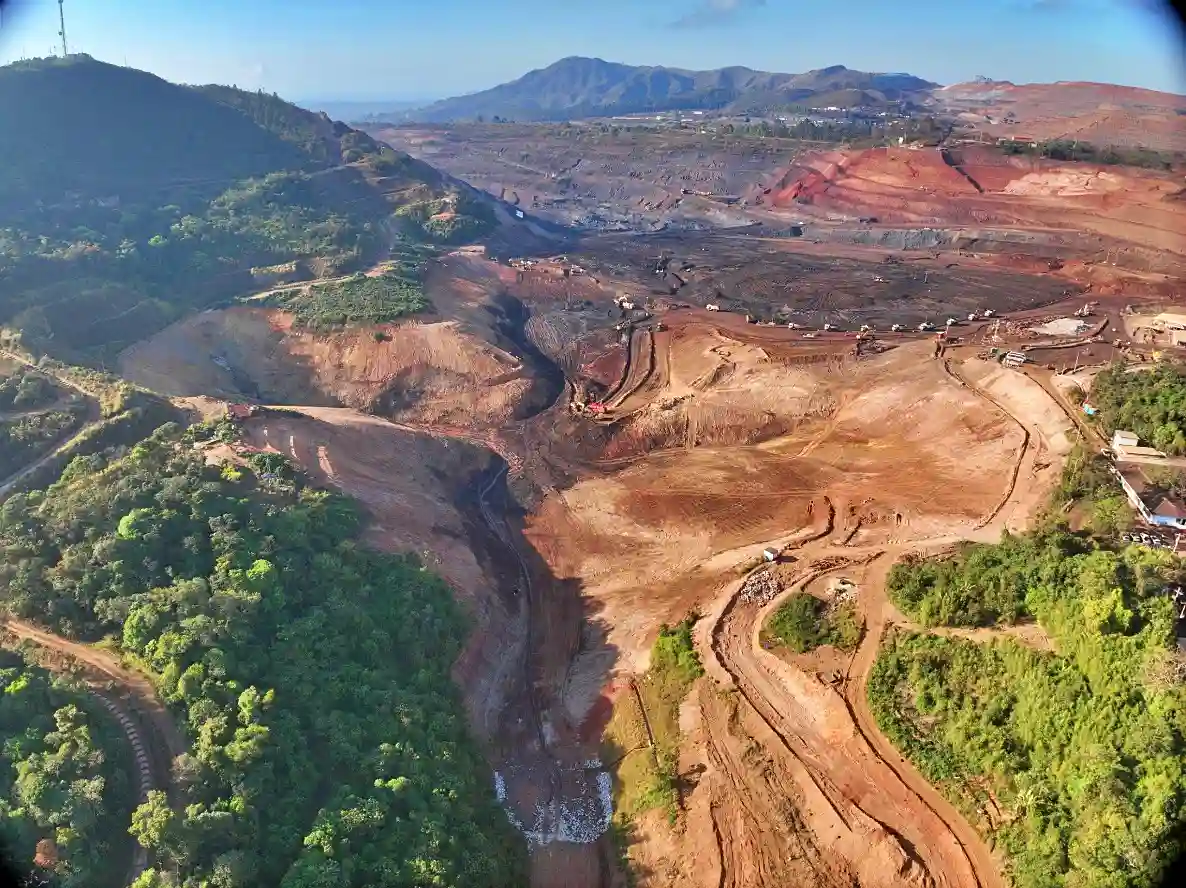 Aktivitas smelter nikel di kawasan industri Indonesia di tengah lonjakan investasi China dan sorotan dampak lingkungan