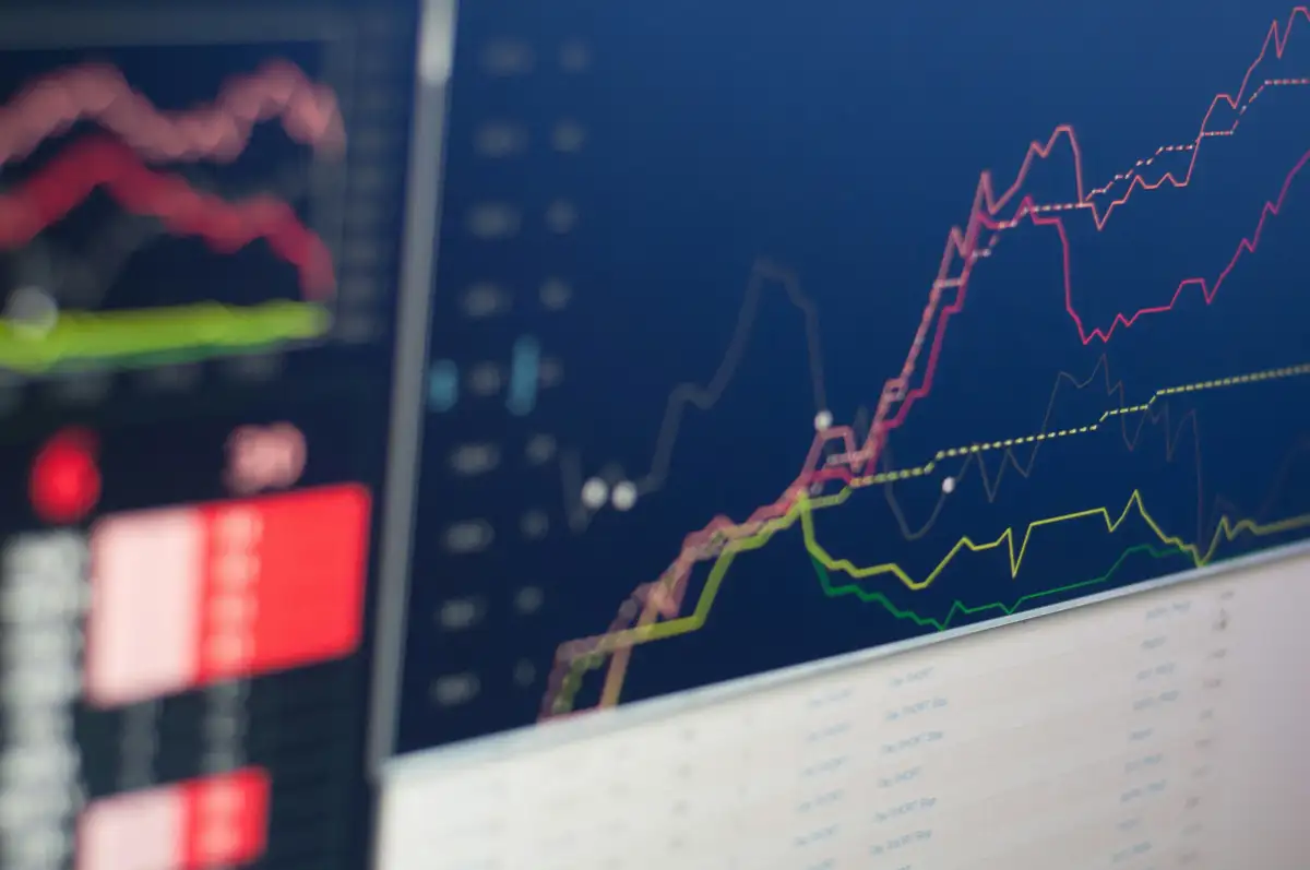 OJK dan BEI membahas aturan free float saham 15 persen