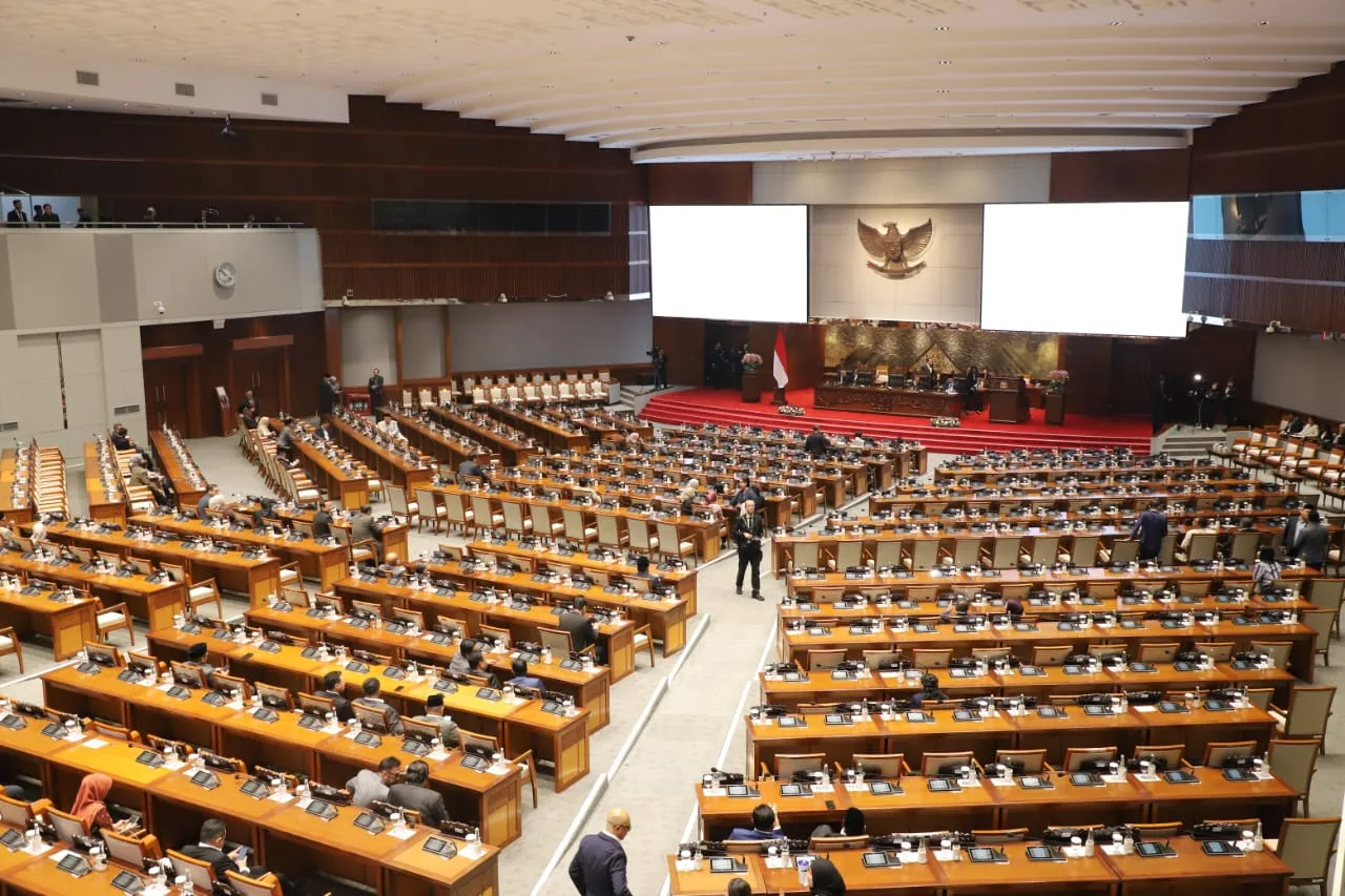 Ilustrasi kesepakatan DPR RI mengesahkan RUU Perampasan Aset paling lambat 15 Desember 2026 dalam rapat paripurna